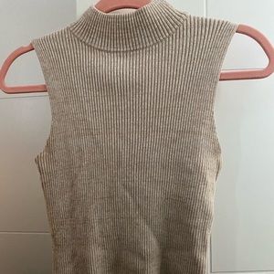 Franceskas US size small top
